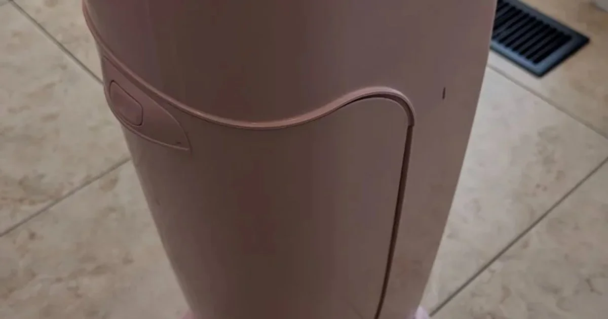Diaper Genie Complete Diaper Pail - Pink