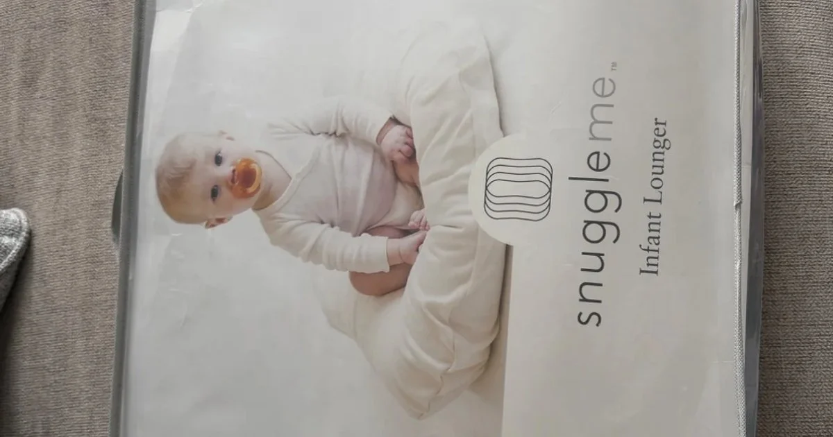 Snuggle Me Organic Infant Lounger - Sage Green