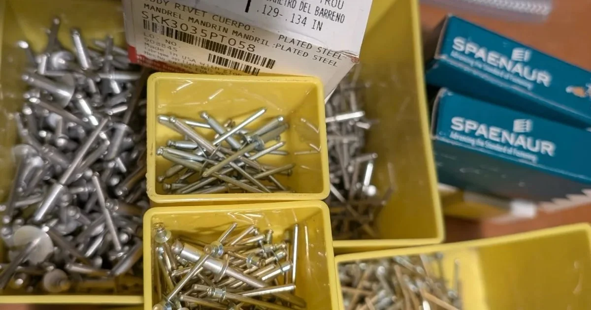Blind Rivets various sizes selling as lot